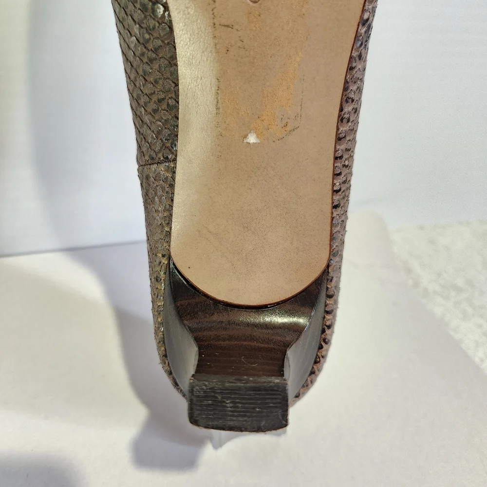 Peter Kaiser Taupe Textured Heels - Picture 14 of 16